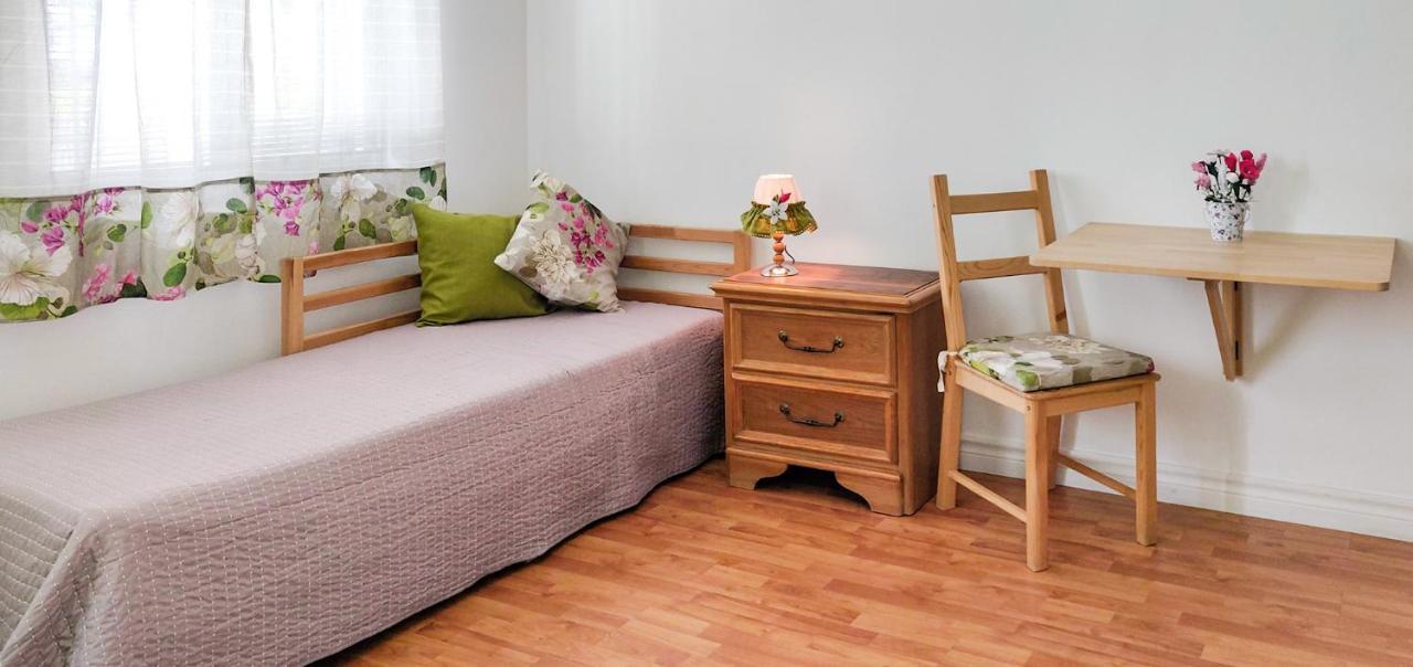 Rainbow Guest House 马达莱纳 外观 照片